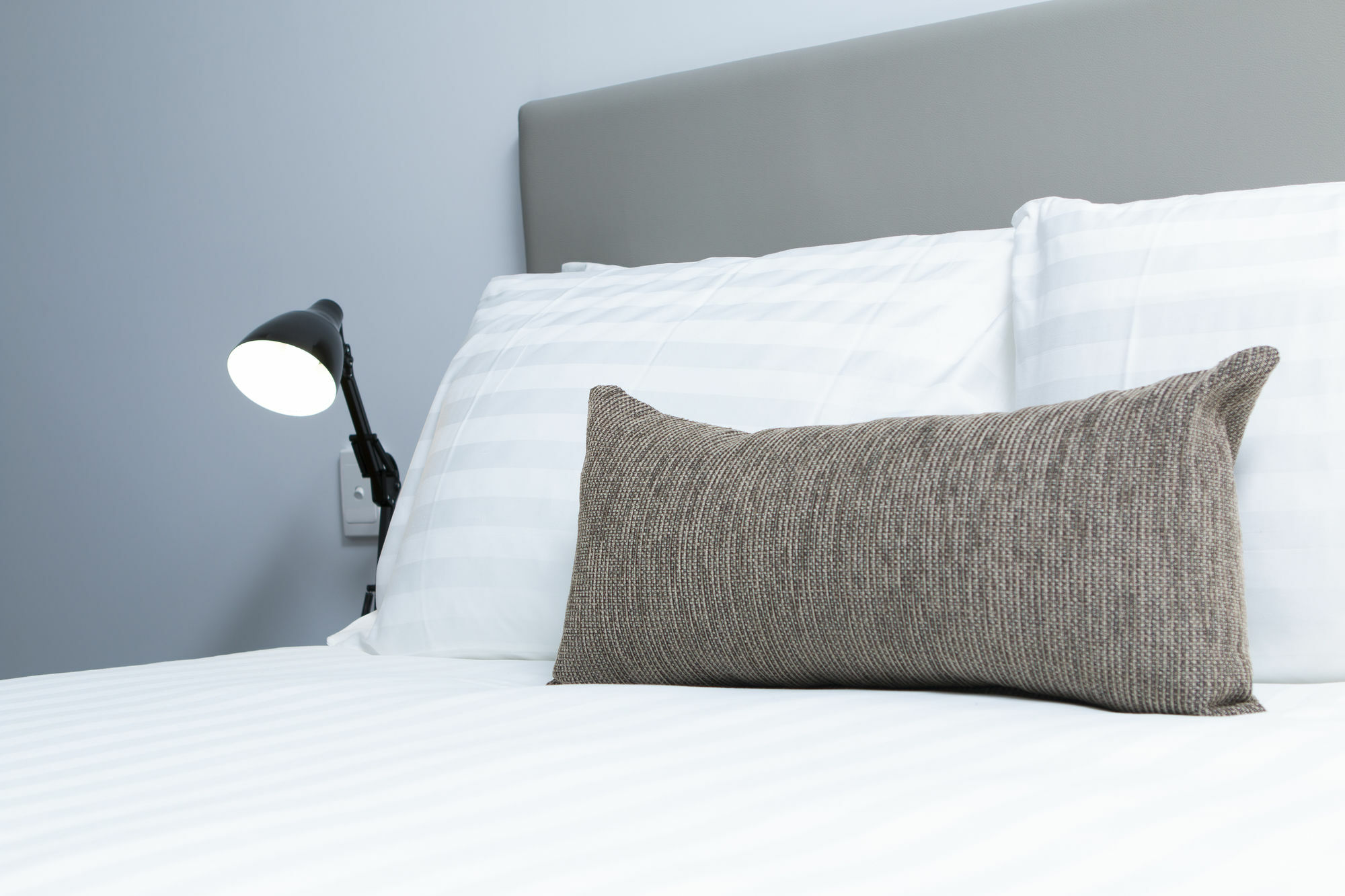 טוומבה Altitude Motel Apartments מראה חיצוני תמונה