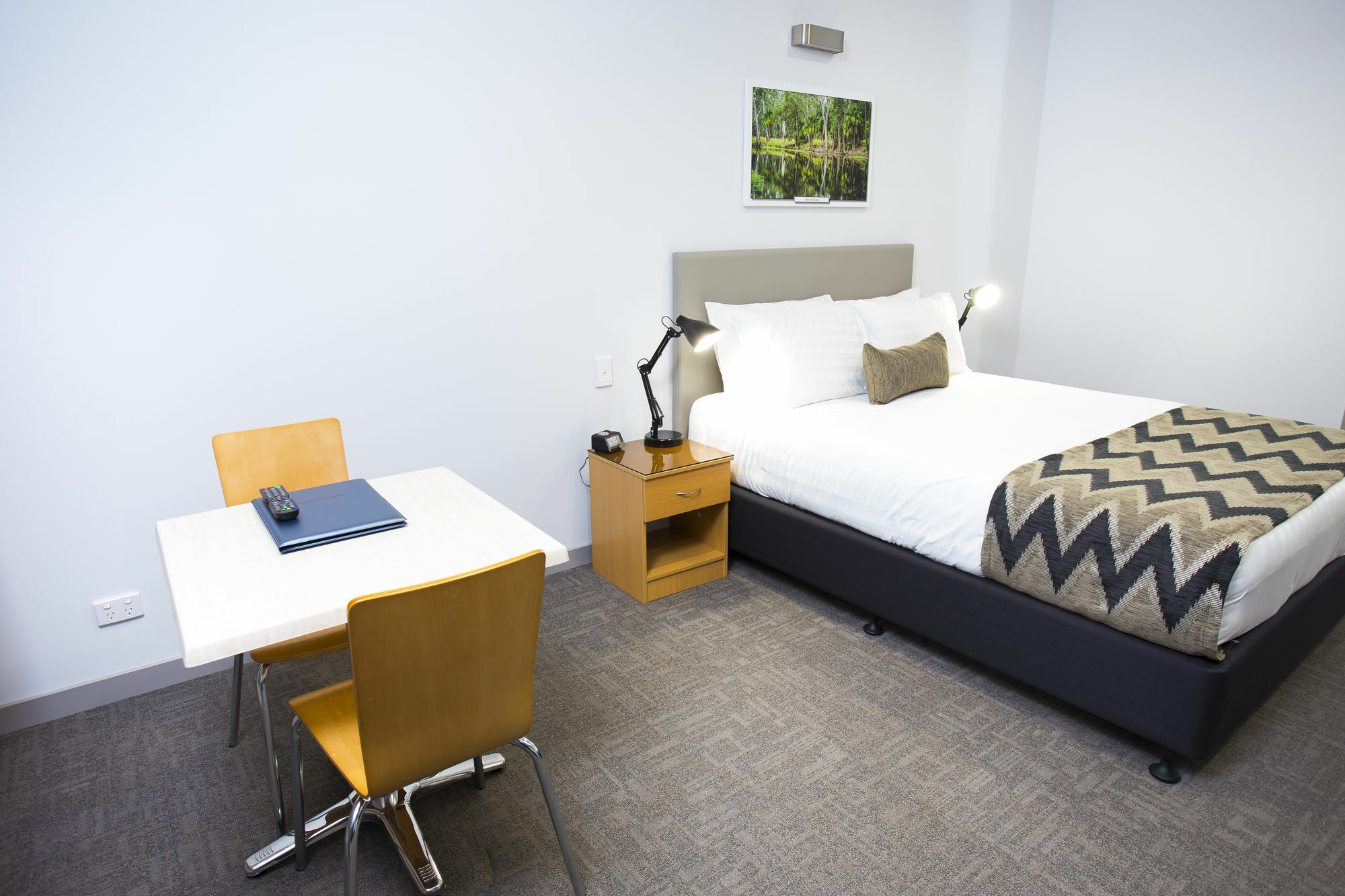 טוומבה Altitude Motel Apartments מראה חיצוני תמונה